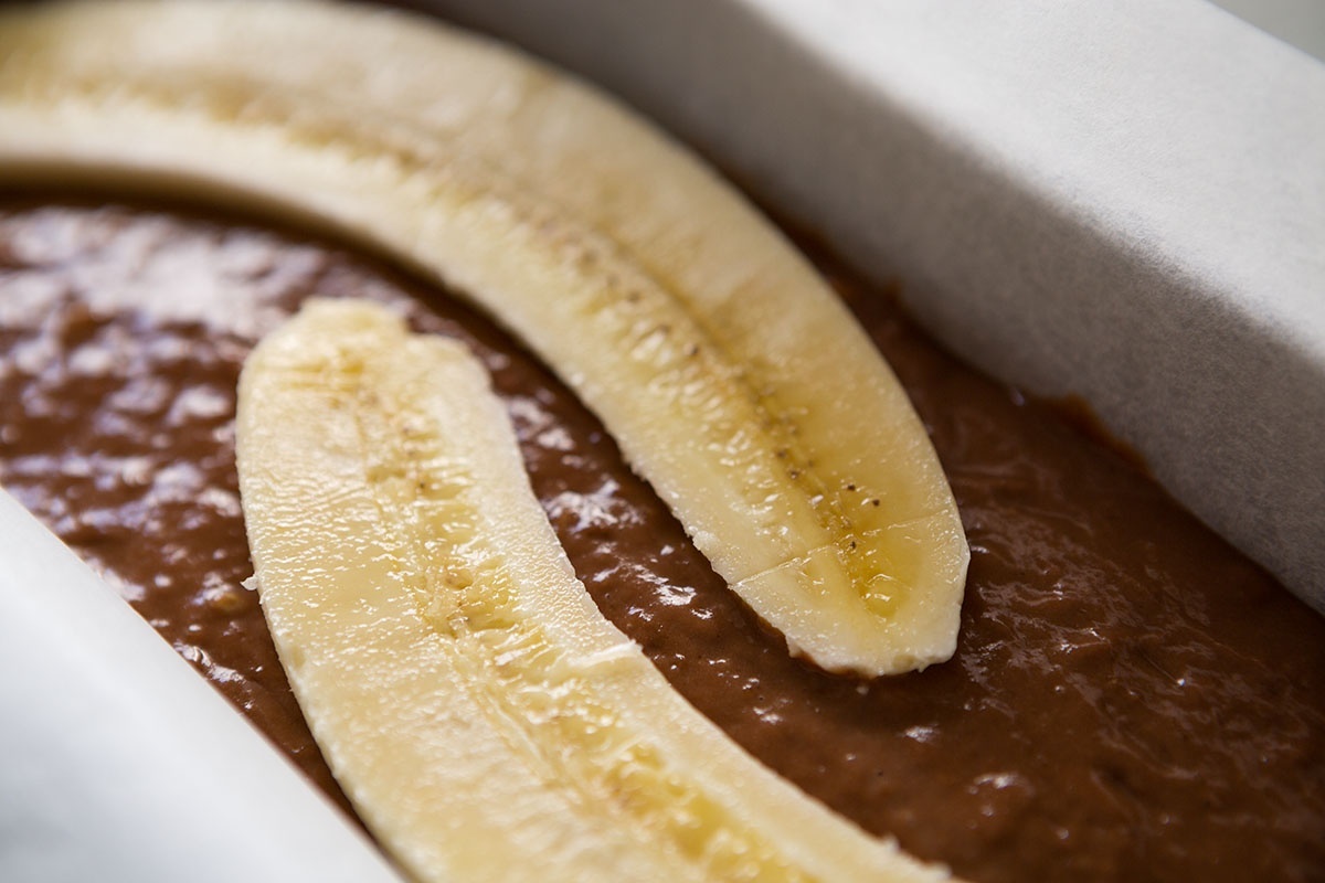 Schokoladen-Bananen-Brot mit Erdnussbutter