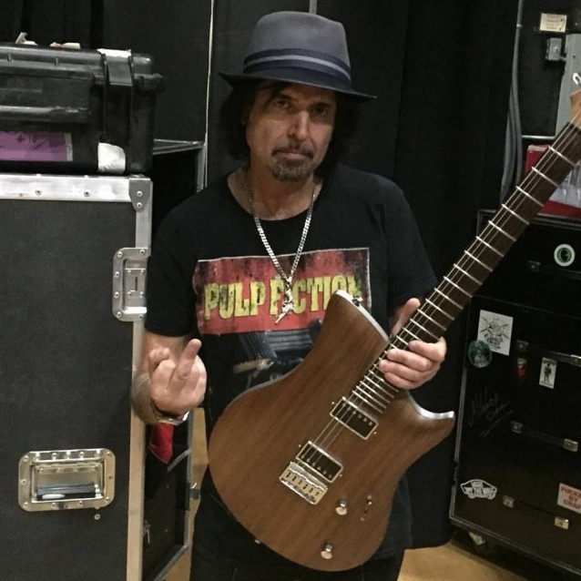 Phil Campell: «This guitar is just perfect and very inspiring!»
